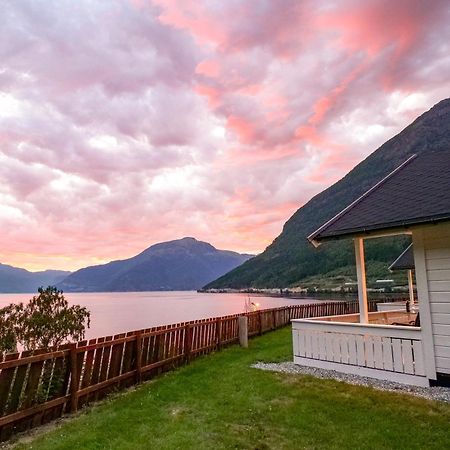 Hôtel Kinsarvik Camping Extérieur photo