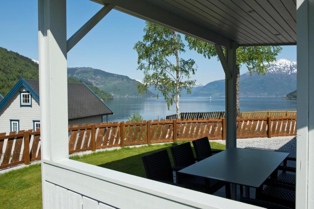 Hôtel Kinsarvik Camping Extérieur photo