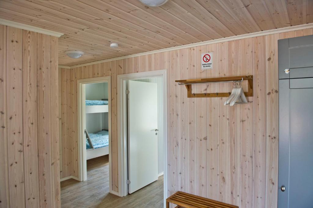 Hôtel Kinsarvik Camping Extérieur photo