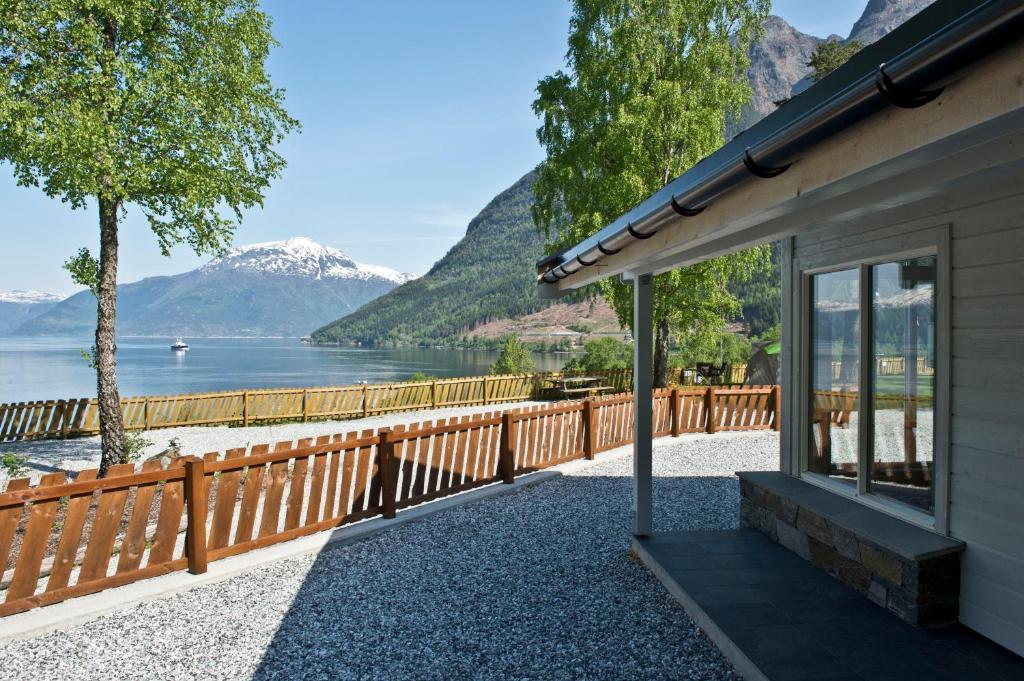 Hôtel Kinsarvik Camping Extérieur photo