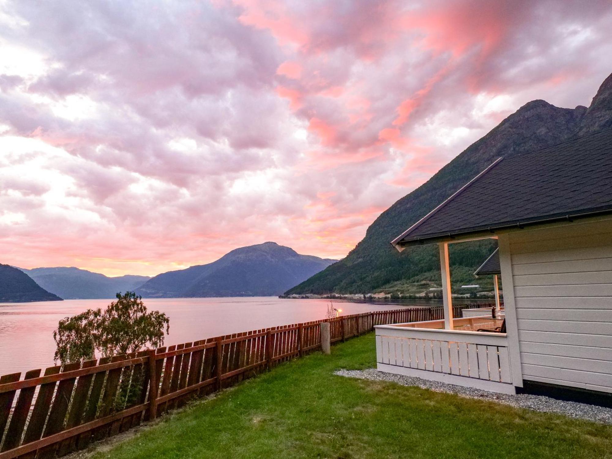 Hôtel Kinsarvik Camping Extérieur photo