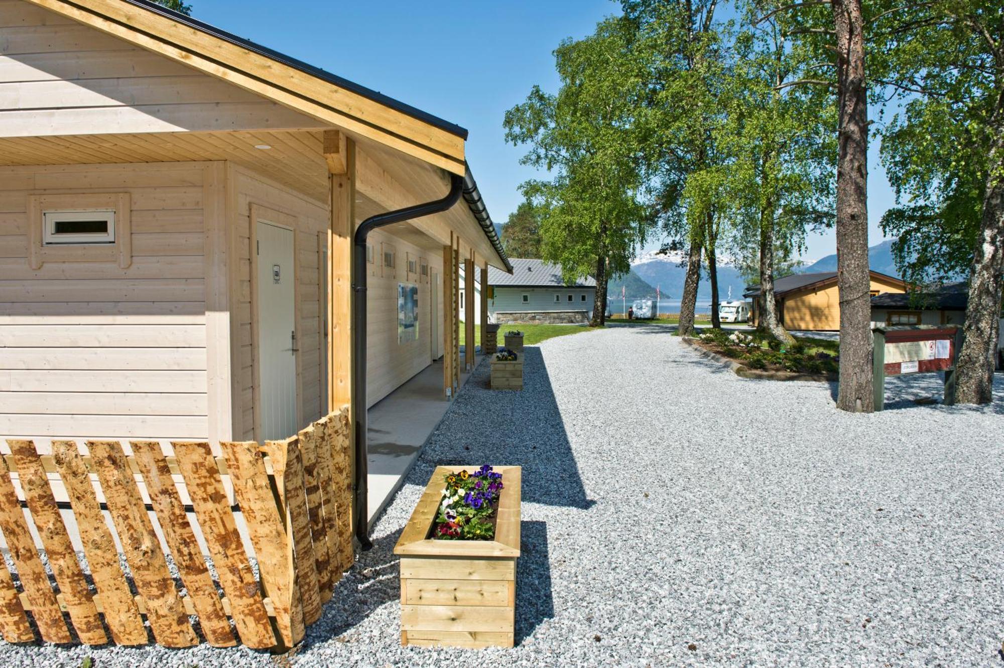 Hôtel Kinsarvik Camping Extérieur photo