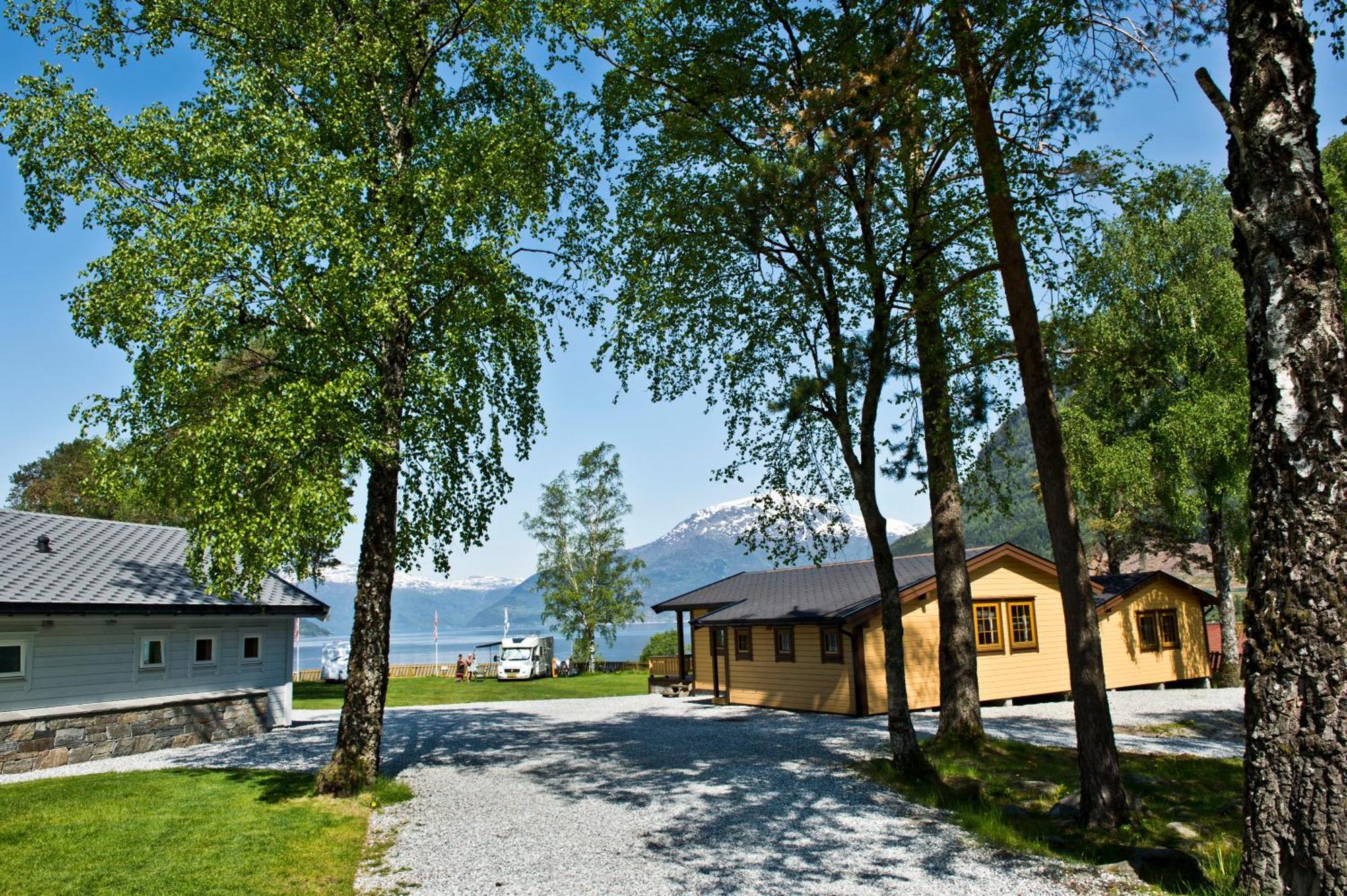 Hôtel Kinsarvik Camping Extérieur photo